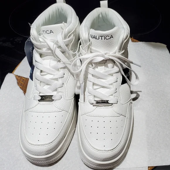 High top Nautica Sneakers - Picture 4 of 4